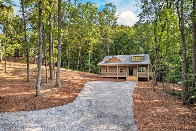 116 Reindeer Lane, Talking Rock, GA 30175