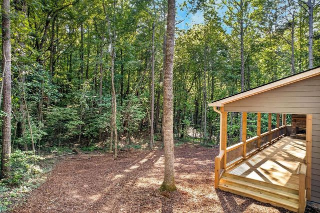 116 Reindeer Lane, Talking Rock, GA 30175