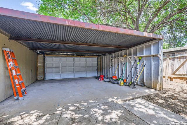 6829 Oldham, San Antonio, TX 78239