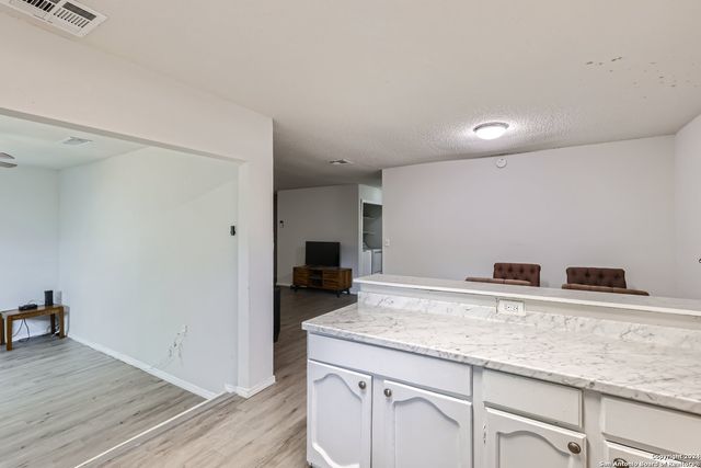 6829 Oldham, San Antonio, TX 78239
