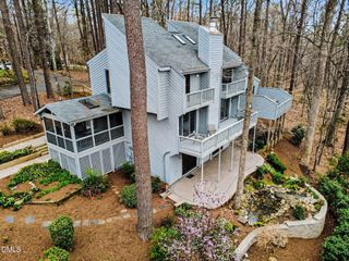 1423 Poinsett Drive, Chapel Hill, NC 27517