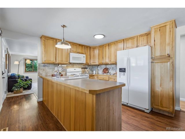 106 E 22nd St, Loveland, CO 80538