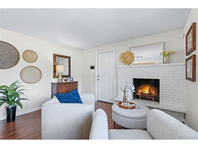 106 E 22nd St, Loveland, CO 80538