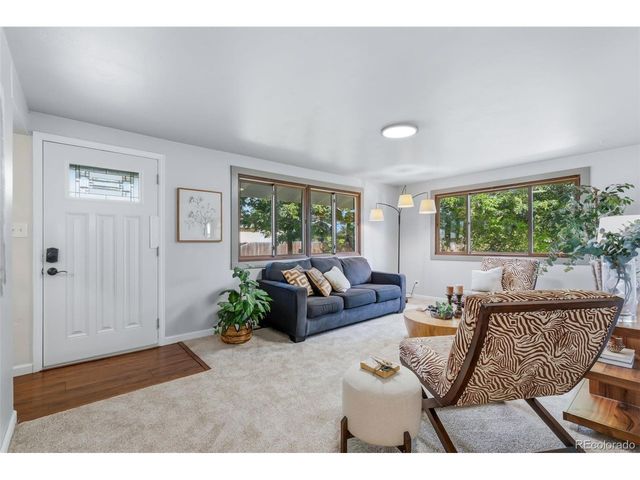 106 E 22nd St, Loveland, CO 80538