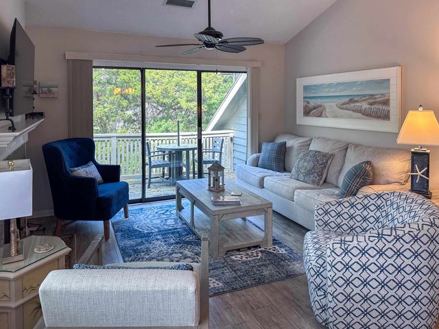 421 Appledore Cir Apt 5D, Myrtle Beach, SC 29572