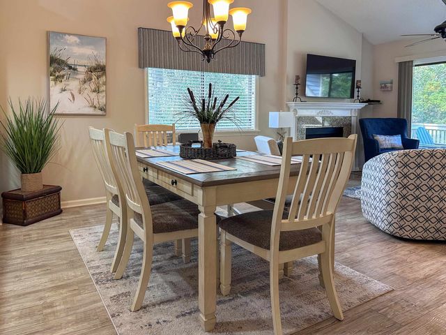 421 Appledore Cir Apt 5D, Myrtle Beach, SC 29572