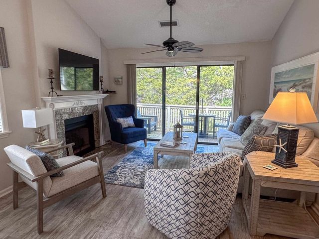 421 Appledore Cir Apt 5D, Myrtle Beach, SC 29572