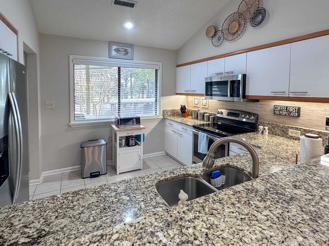 421 Appledore Cir Apt 5D, Myrtle Beach, SC 29572