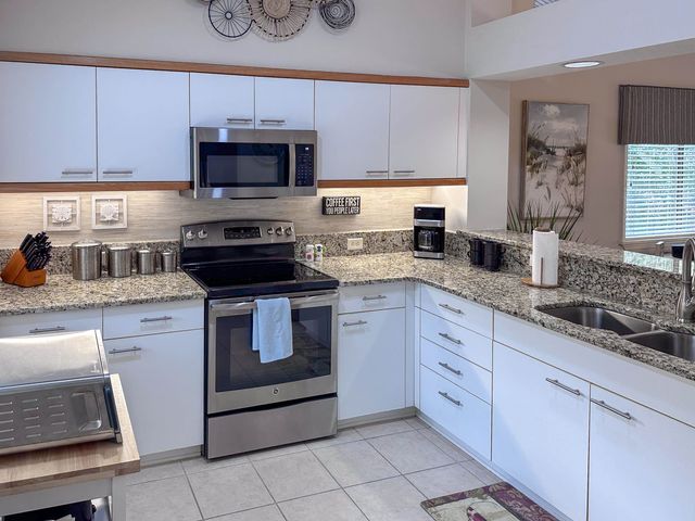 421 Appledore Cir Apt 5D, Myrtle Beach, SC 29572