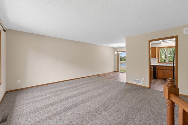 33067 Nueman Trail, Lindstrom, MN 55045