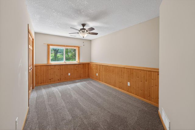 33067 Nueman Trail, Lindstrom, MN 55045
