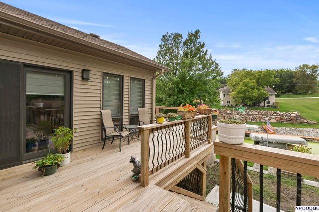 803 Otter Court, Plattsmouth, NE 68048