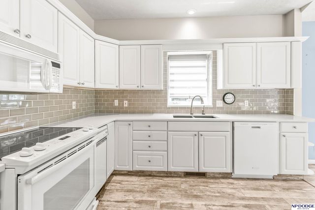 803 Otter Court, Plattsmouth, NE 68048