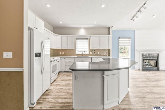 803 Otter Court, Plattsmouth, NE 68048
