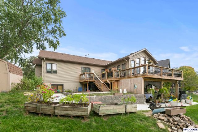 803 Otter Court, Plattsmouth, NE 68048