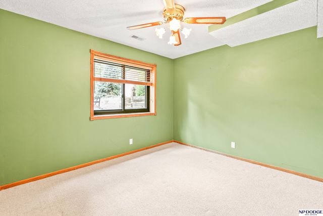 803 Otter Court, Plattsmouth, NE 68048