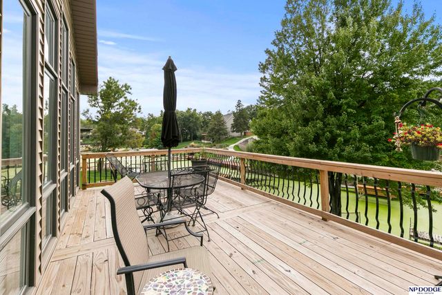 803 Otter Court, Plattsmouth, NE 68048