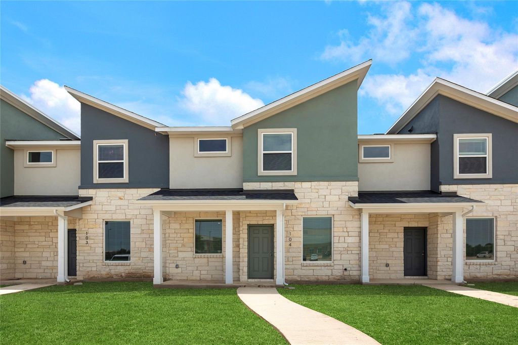 500 Municipal DR 104, Leander, TX 78641
