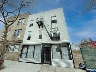1809 Bergenline Avenue, Union City, NJ 07087