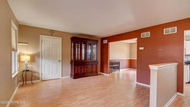 2 Christina Court, Jackson, NJ 08527