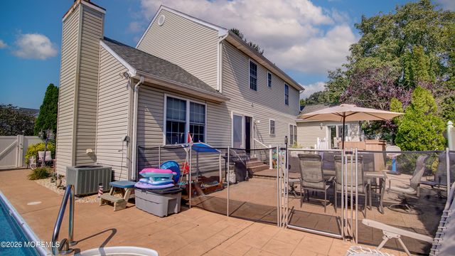2 Christina Court, Jackson, NJ 08527