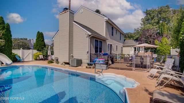 2 Christina Court, Jackson, NJ 08527