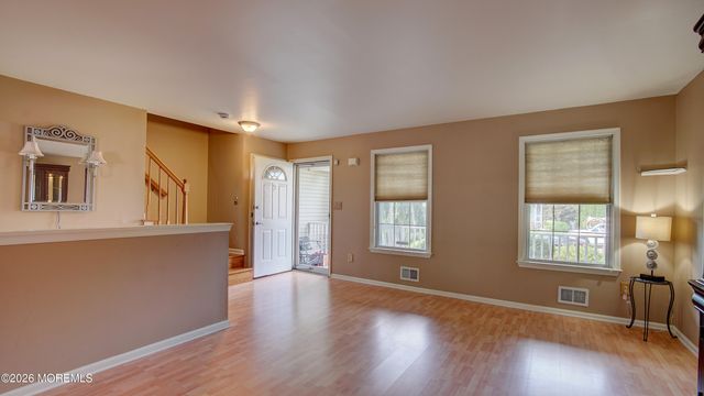2 Christina Court, Jackson, NJ 08527