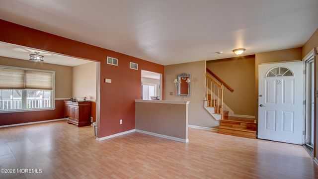2 Christina Court, Jackson, NJ 08527