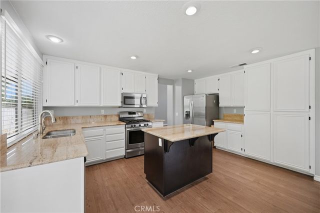 33265 Calle Langarica, Temecula, CA 92592