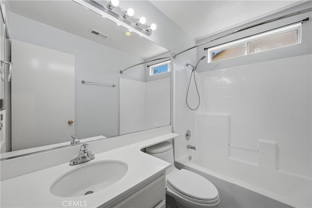 33265 Calle Langarica, Temecula, CA 92592