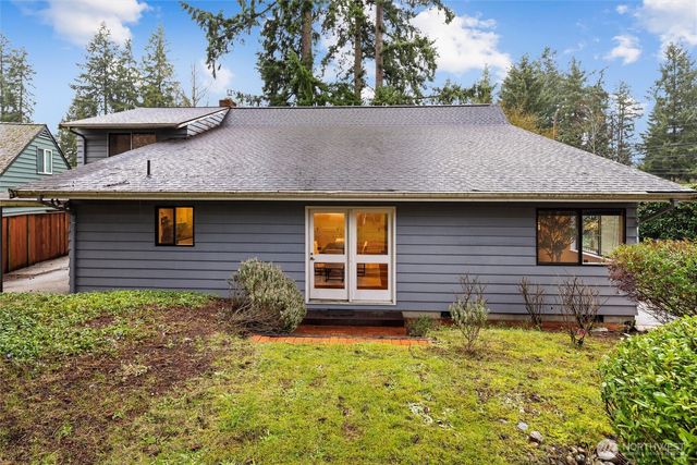 12121 NE 66th Street, Kirkland, WA 98033