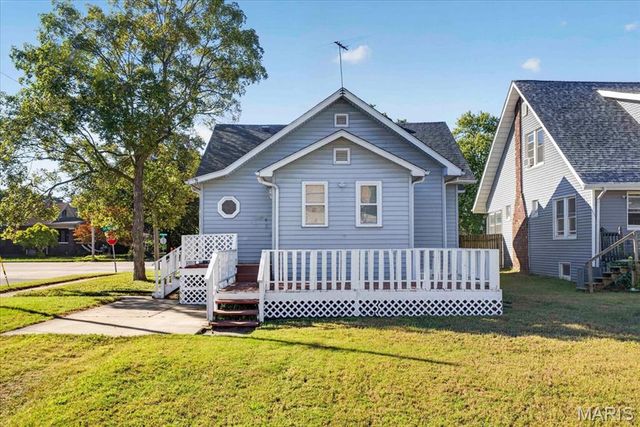 645 MADISON Avenue, Wood River, IL 62095
