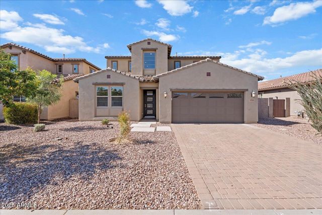 3394 E TIFFANY Court