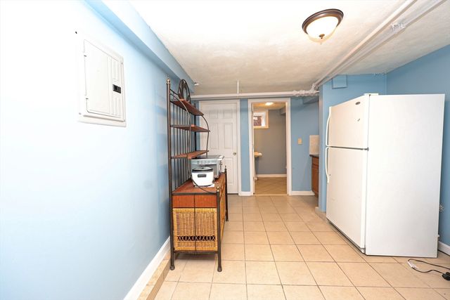 23 Hudson St LL, Milton, MA 02186