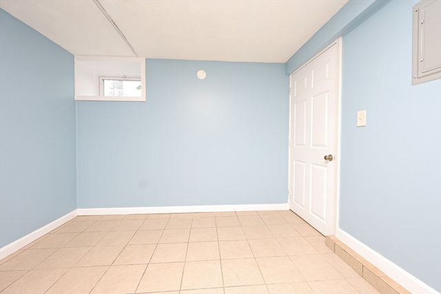 23 Hudson St LL, Milton, MA 02186