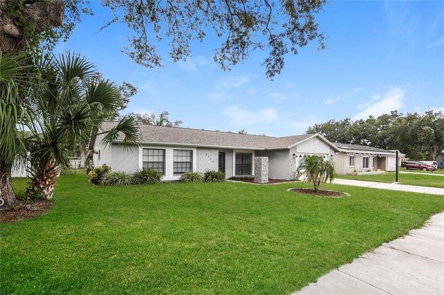 3705 CASABA LOOP, Valrico, FL 33596