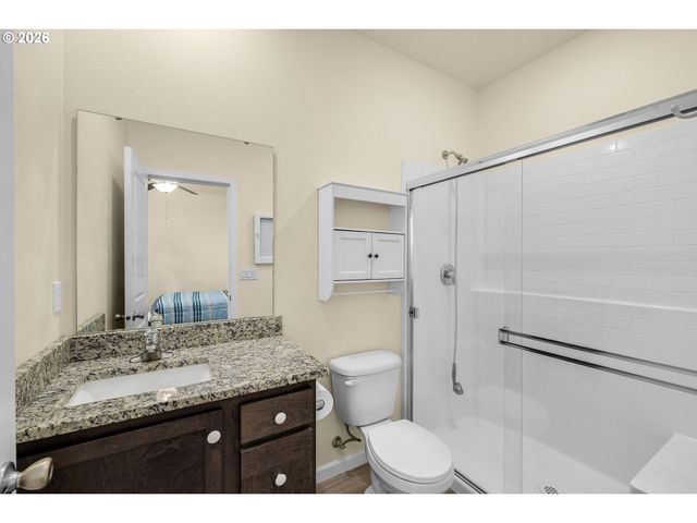 1408 W 16TH Ave, La Center, WA 98629