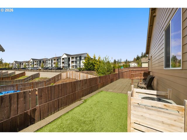 1408 W 16TH Ave, La Center, WA 98629