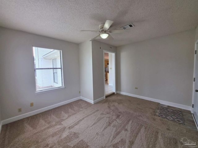 824 Lavon Dr, Pensacola, FL 32506