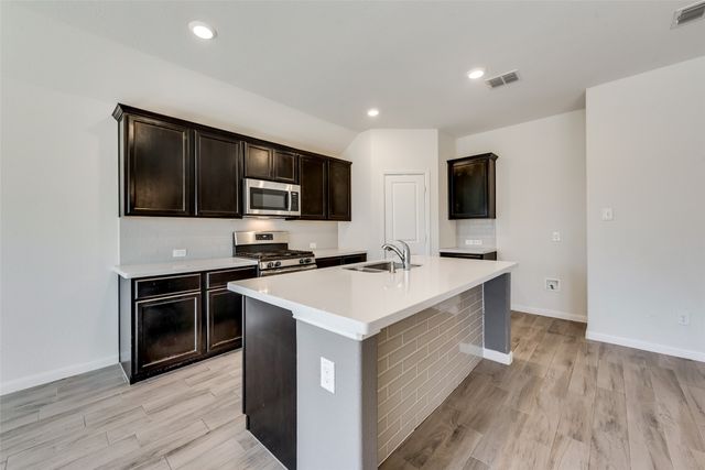 9112 Flying Eagle Lane, Fort Worth, TX 76131