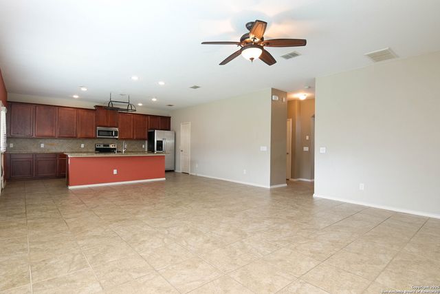 8255 Puente, San Antonio, TX 78223