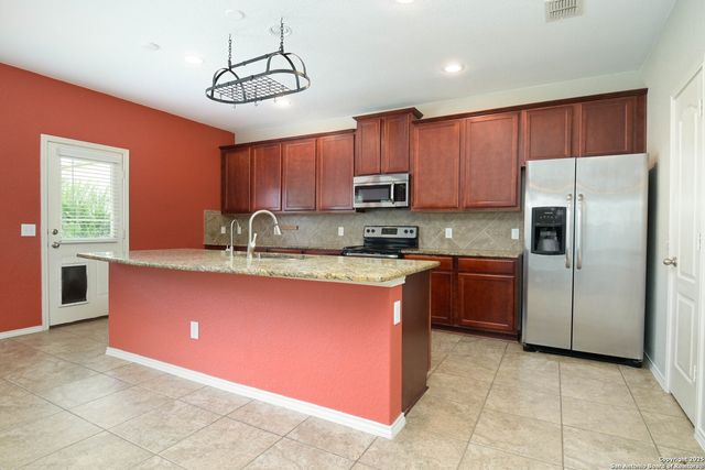 8255 Puente, San Antonio, TX 78223