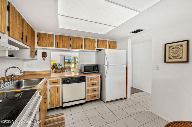 3150 N Harbor City Boulevard 136, Melbourne, FL 32935