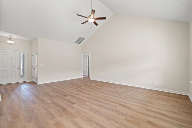 952 Woodside Dr., Conway, SC 29526