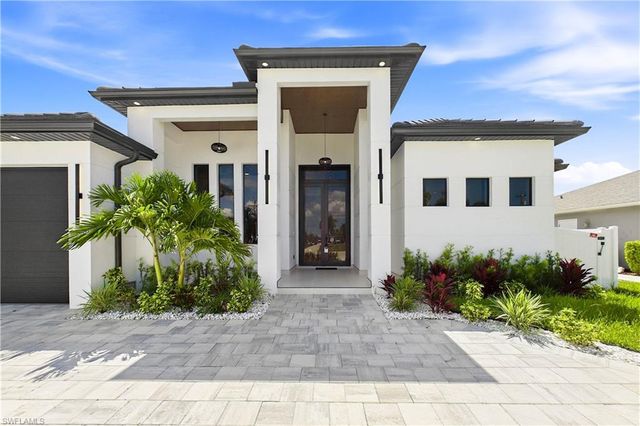 2814 Surfside BLVD, Cape Coral, FL 33914