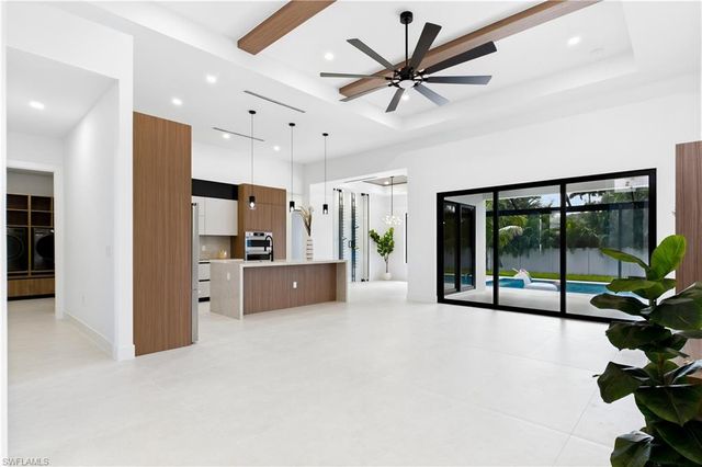 2814 Surfside BLVD, Cape Coral, FL 33914