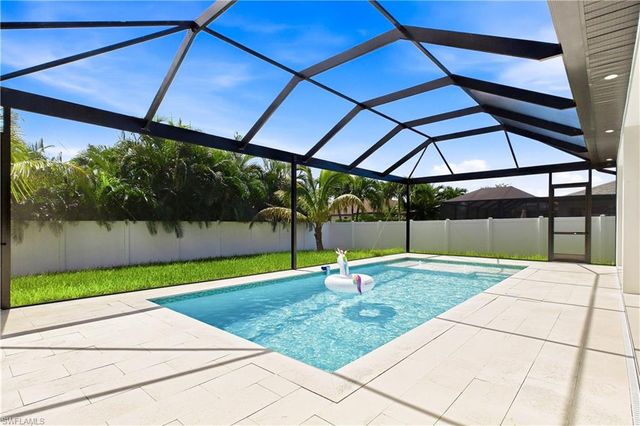 2814 Surfside BLVD, Cape Coral, FL 33914