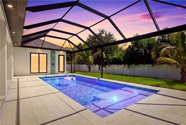 2814 Surfside BLVD, Cape Coral, FL 33914