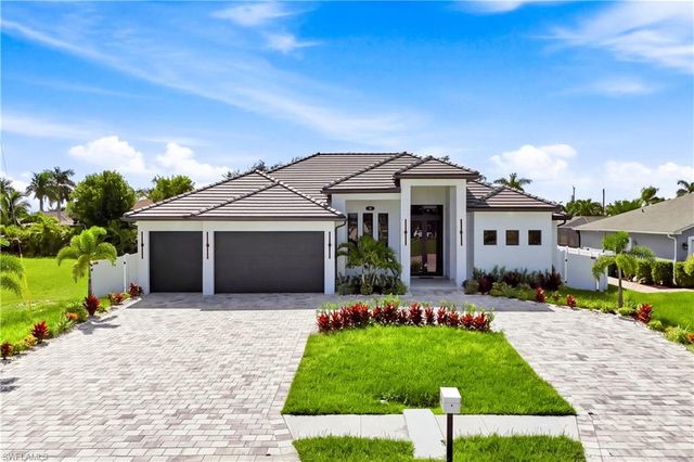 2814 Surfside BLVD, Cape Coral, FL 33914