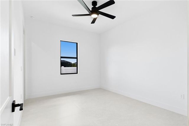 2814 Surfside BLVD, Cape Coral, FL 33914
